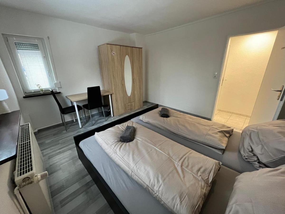 Schoenes Einfaches Zimmer In Oldenburg 109 Apartment Exterior photo